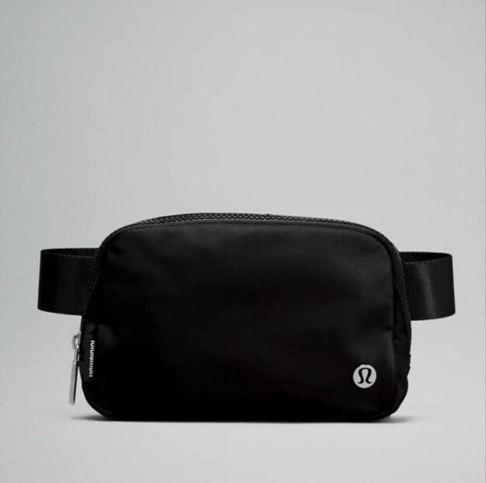 Lululemon Black Everywhere 1L Belt bag Crossbody Bag